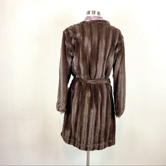 Swankie Blankie Midi Length Robe - Picture 11 of 11